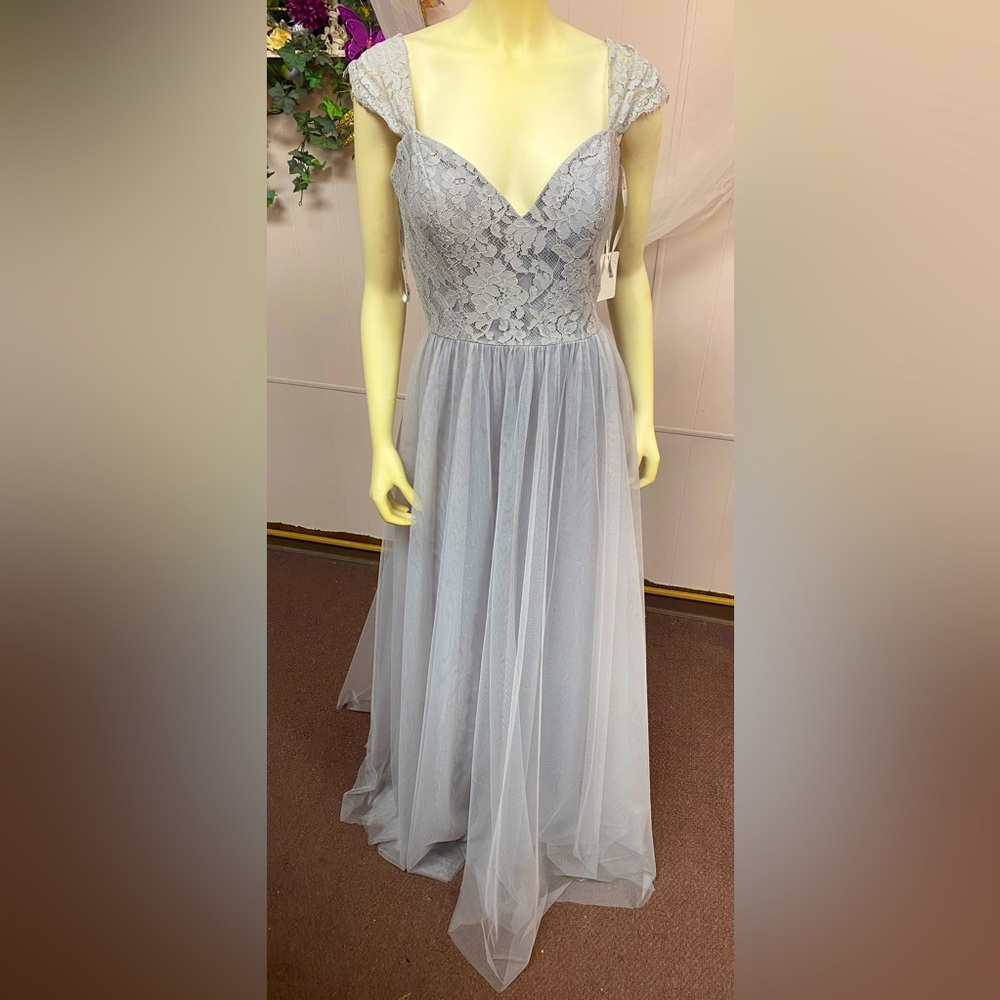 Belsoioe Lace Dress